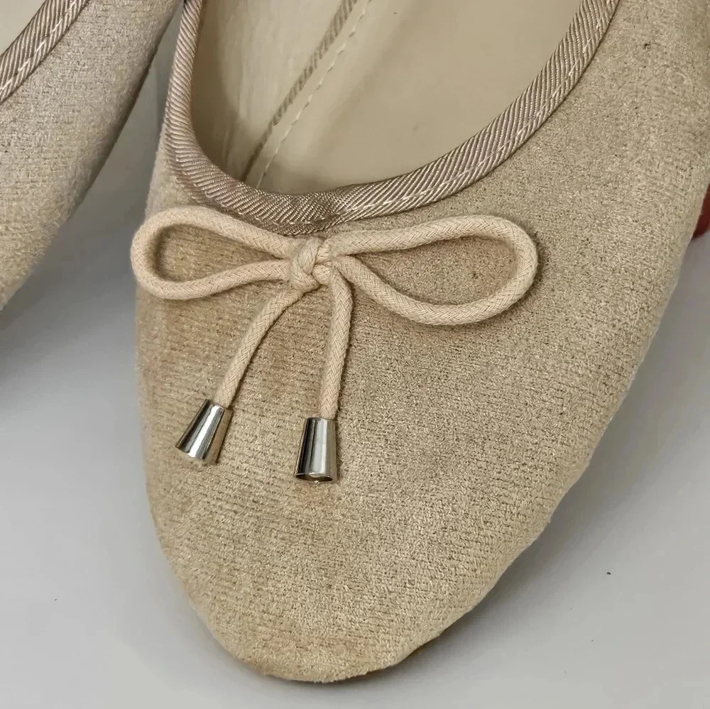 Musshoe bow decor tan flats slip ons - Picture 4 of 9